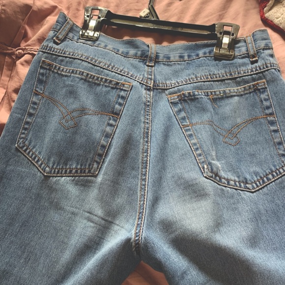 Best Vintage high-rise straight leg jeans🦋 - Picture 2 of 6